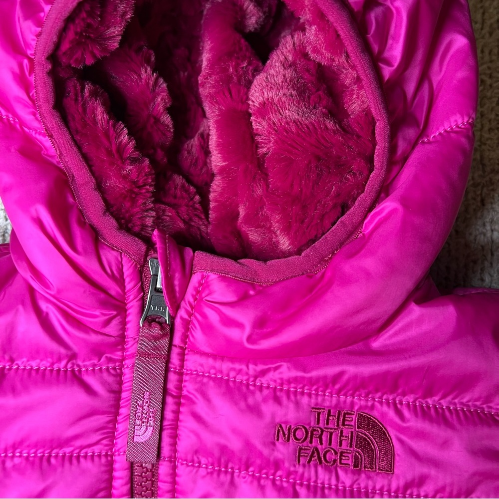 North Face puffer - Picture 2 of 5